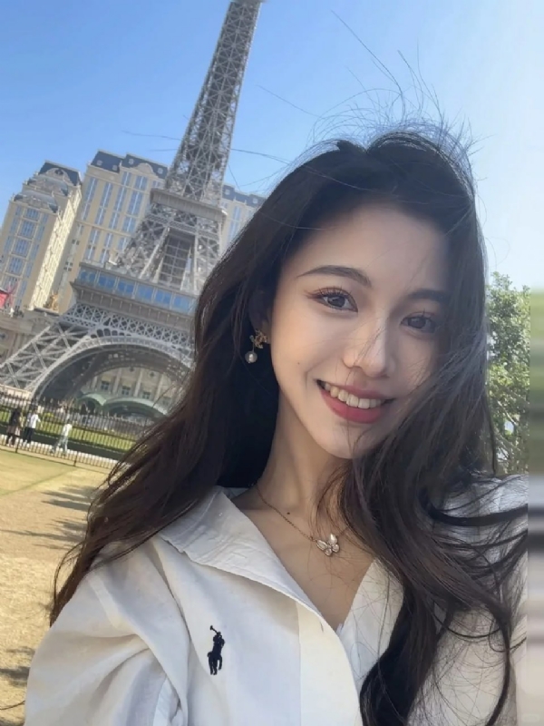 Anna的第一张照片--香港女同性恋服务网